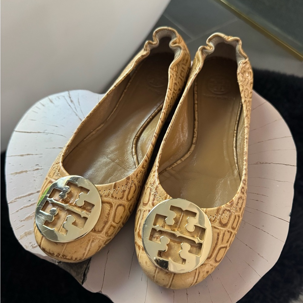 Tory Burch Tan Croc-Embossed Loafers
